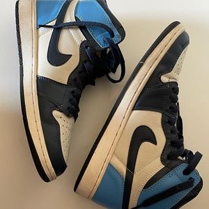 Jordan Obsidian 1s, Size 6y so 7.5 in Women’s